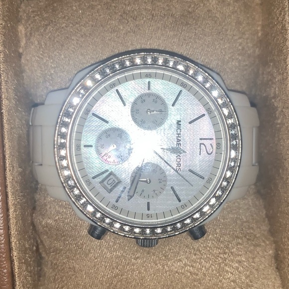 White Michael Kors Watch - Picture 1 of 3